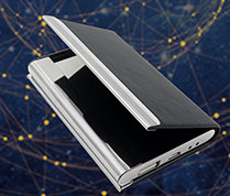 PB17-001_power_bank_with_cardcase_s2